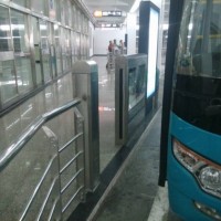 快速公交站台门 BRT自动门 快速公交站台屏蔽门 安全防夹